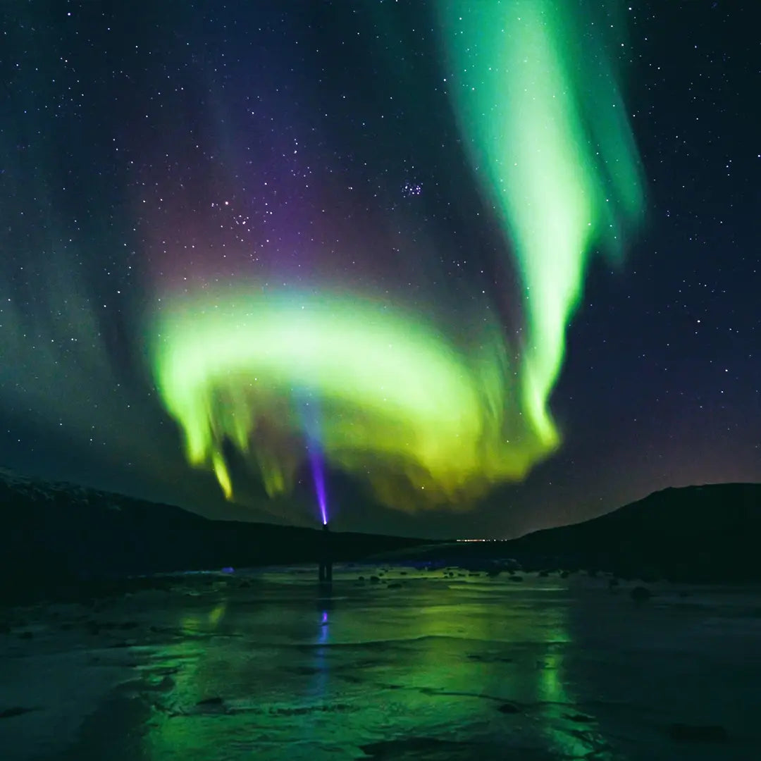 2026 Alaska Northern Lights Stays: Best Aurora Hotels & Glass Cabins