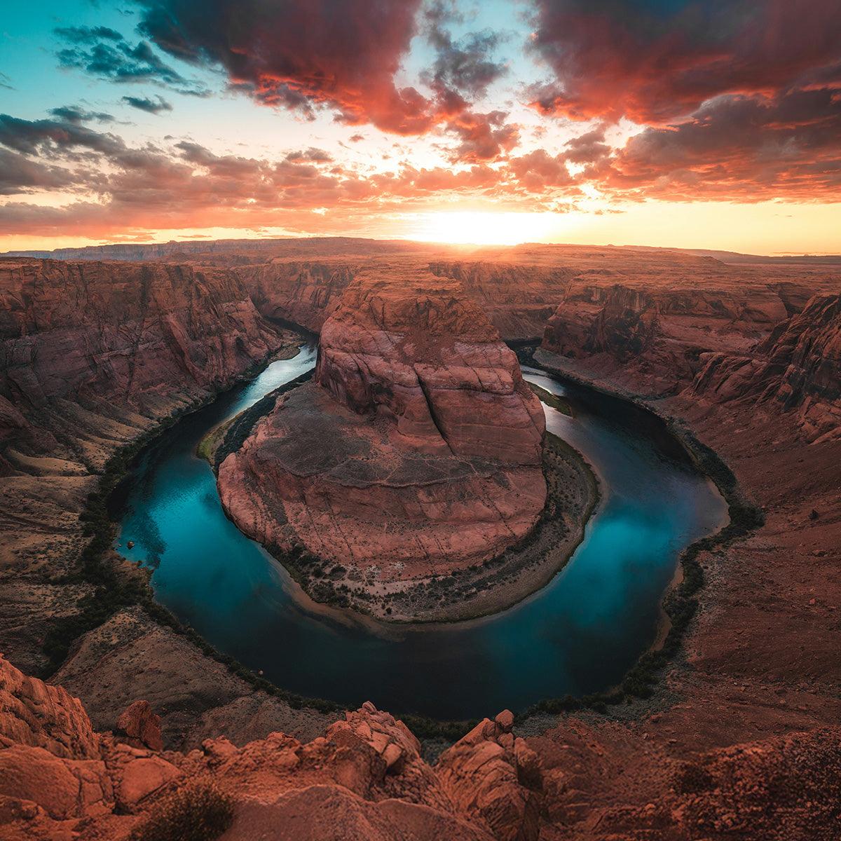 Lower Antelope Canyon, Horseshoe Bay & Lake Powell VIP Small Group Day Tour
