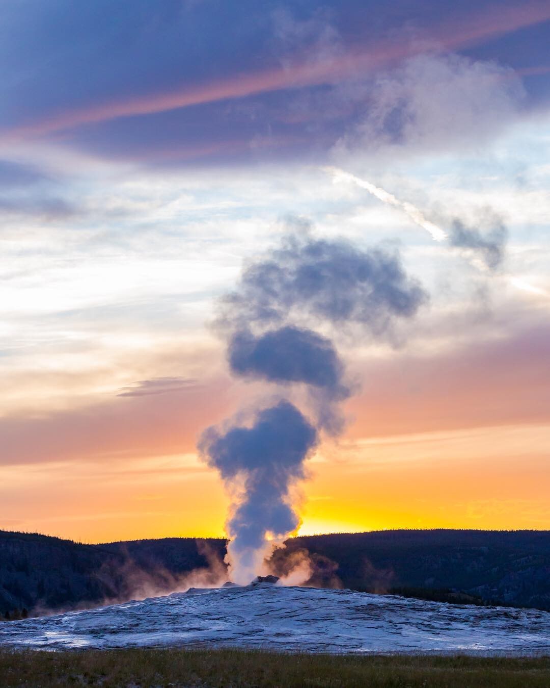 5-Day Round Trip from Salt Lake City to Yellowstone National Park VIP Small Group Tour
