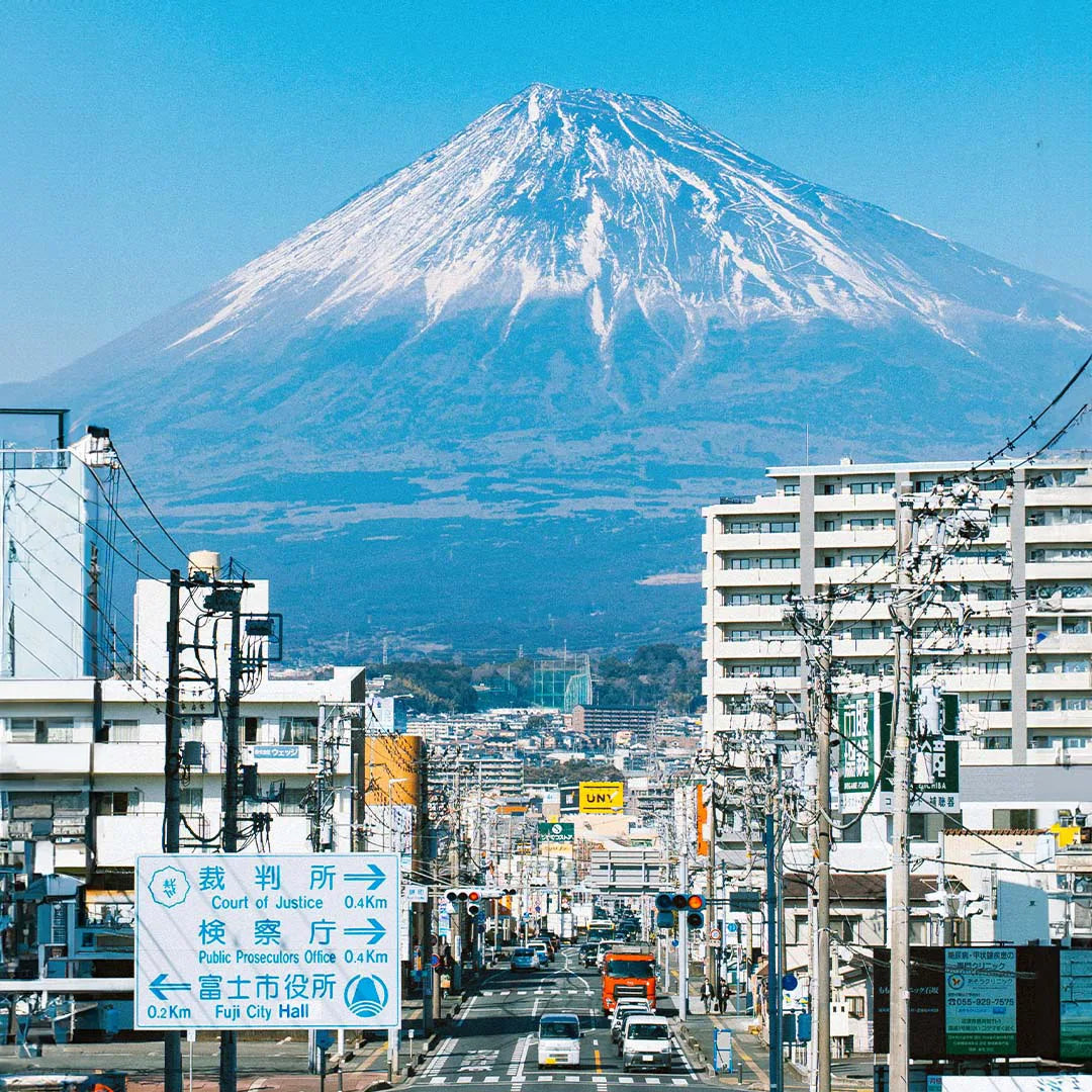 Japan Private Chauffeur Car Charter with Local Driver-Guide