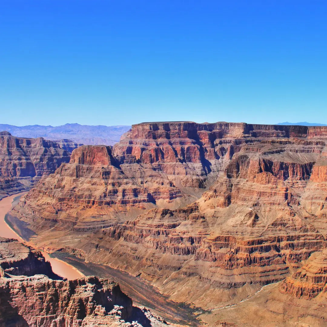 Yellowstone Discovery: National Parks, Antelope Canyon & Scenic Icons