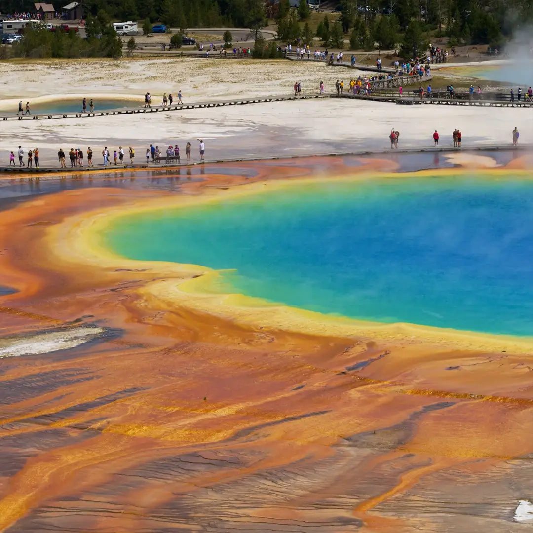 Yellowstone Discovery: National Parks, Antelope Canyon & Scenic Icons