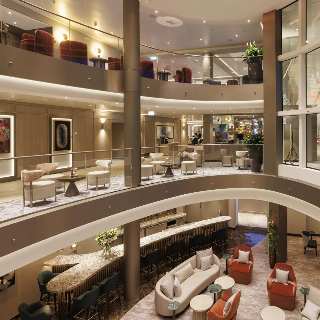 Australia's City Lights & New Zealand's Fjord Voyage