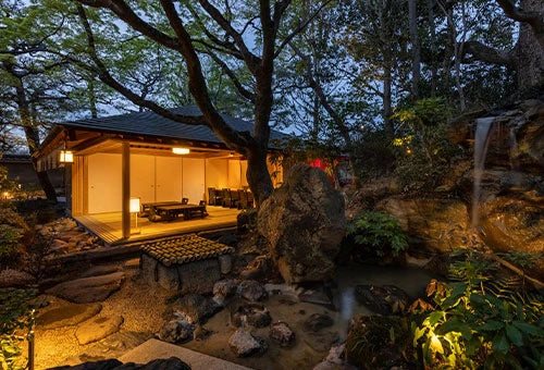 Japan Small Group Tours & Private Chauffeur Service