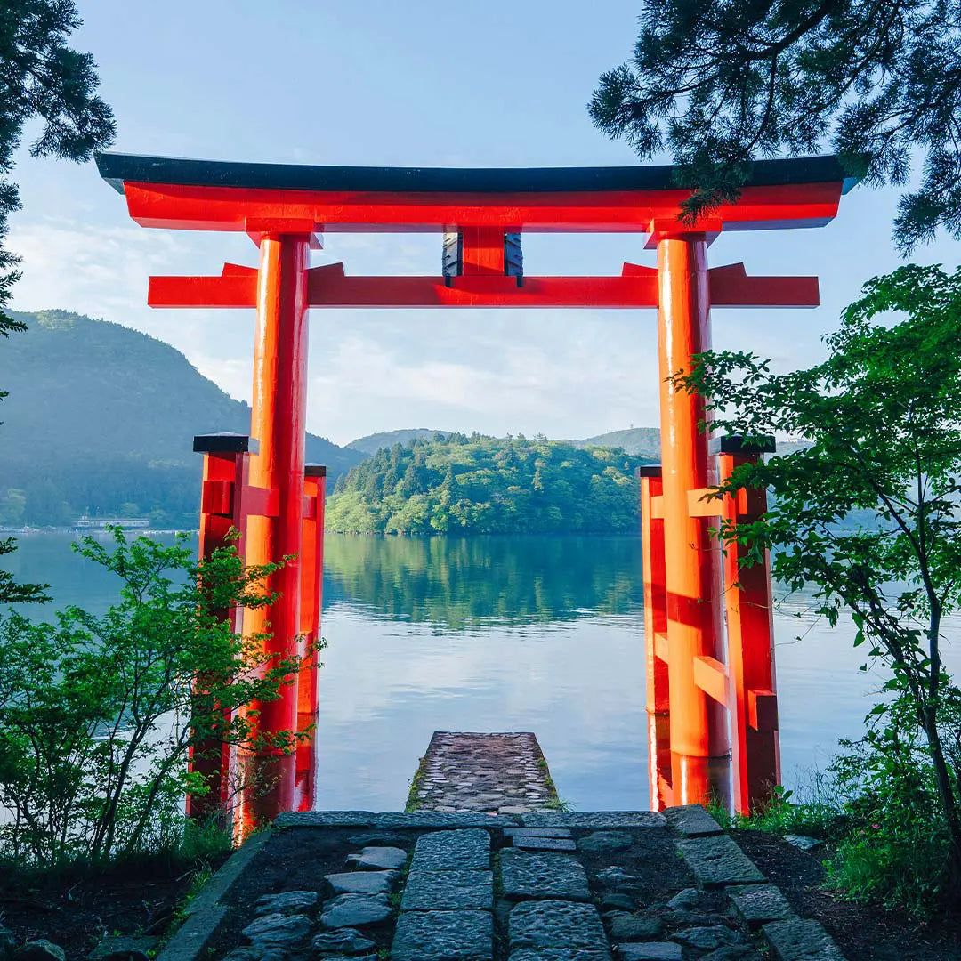 Japan Small Group Tours & Private Chauffeur Service