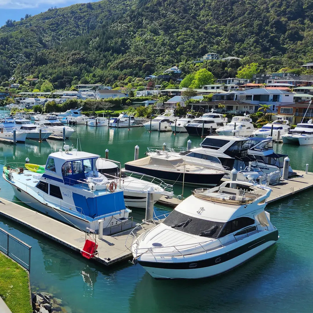 Ultimate NewZealand Land & SeaLuxury Journey